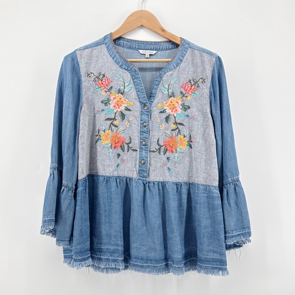 John Mark Tops - John Mark Embroidered Denim Linen‎ Top L Blue Floral Boho Bell Sleeve Fringe EUC